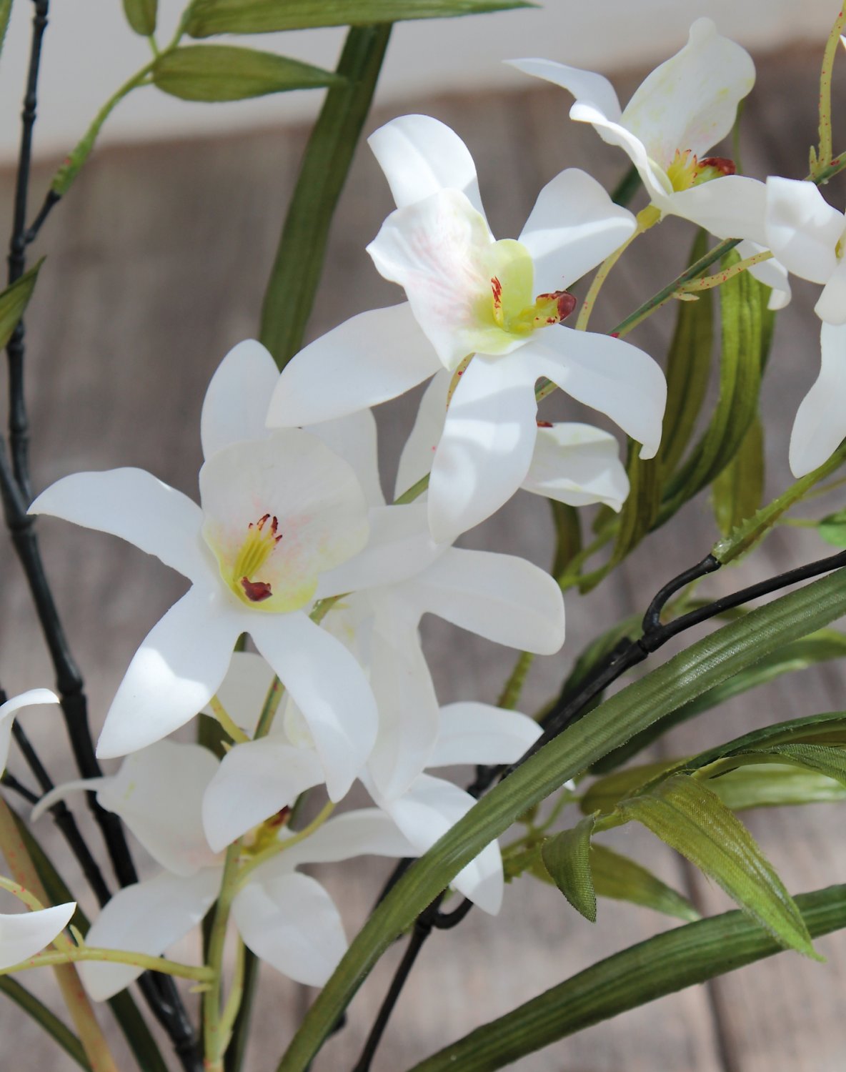 2786 708 a3 Искусственная орхидея дендробиум и бамбук в 'почве', 57 см, real touch soft, бело-зеленая H-andreas  - Вид №5