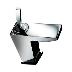 Однорычажный смеситель для раковины с клапаном клик-клак 53.004C MAIER WIND