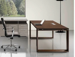 Bralco Прямоугольный лакированный деревянный письменный стол в современном стиле Arche