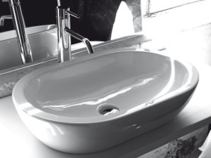 Керамическая овальная столешница