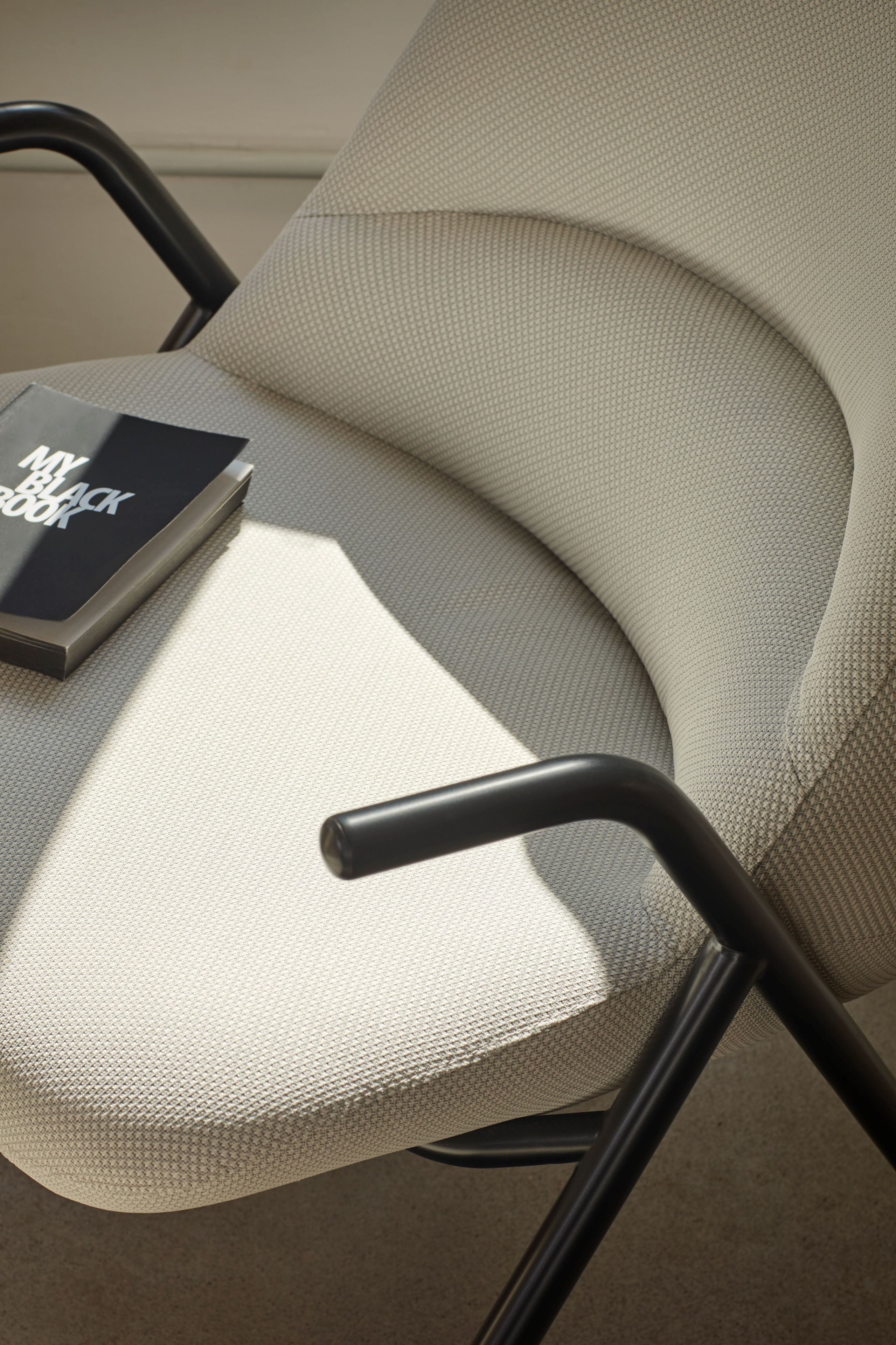 Кресло из полиэстера с высокой спинкой TEULAT Dins ARCH-00130282 - Вид №15