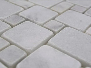 Пол из каррарского мрамора