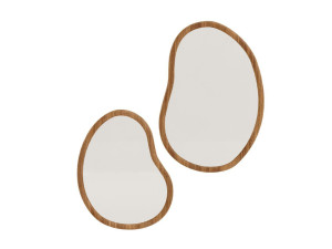 Деревянное зеркало с рамкой стены