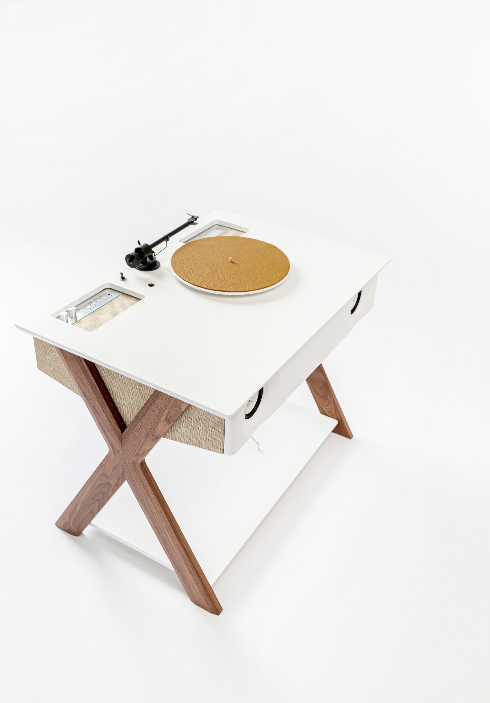 Акустический динамик из орехового дерева с поворотным столом La Boite concept LX X ARCH-00005478 - Вид №7