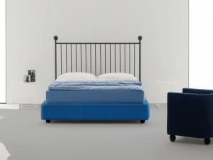 Frauflex Кровать-контейнер из металла с высоким изголовьем