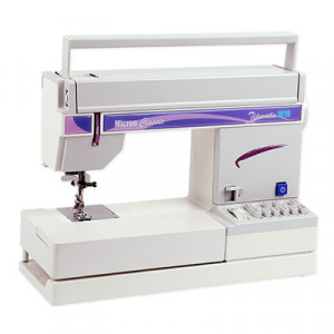 1019 Швейная машина бытовая Micron Classic