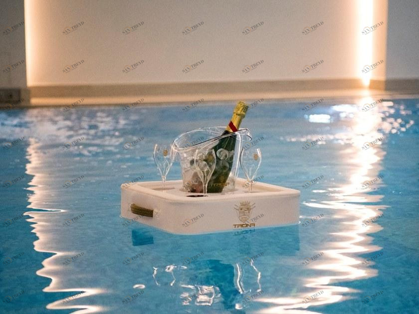 Trona Плавающий стол из экокожи Trona sun-id-1403562