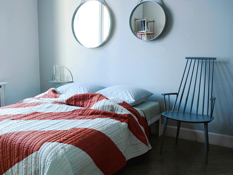 Зеркало Strap настенное D70 серое Hay 500012 - Вид №2