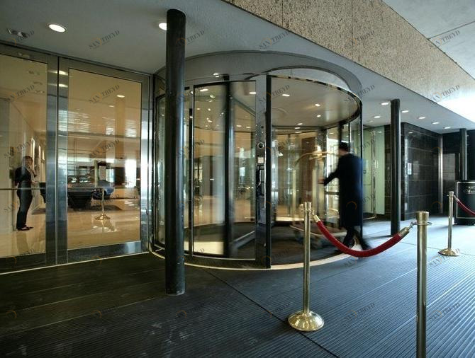 ASSA ABLOY Автоматические карусельные двери с двумя секторами Porte automatiche girevoli sun-id-1391692