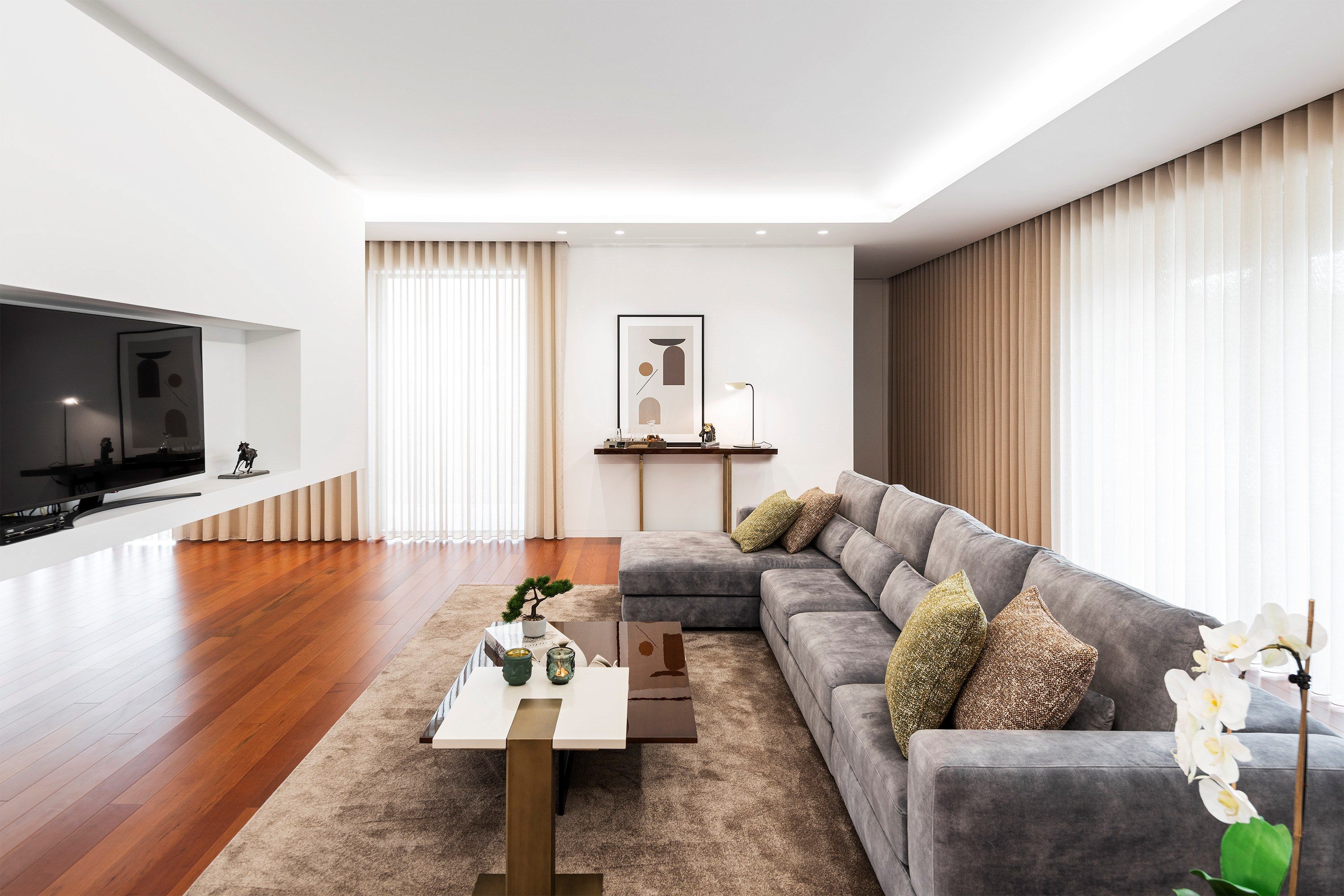 Лакированная прямоугольная консоль из латуни и дерева Stylish Club Fortune ARCH-00144604 - Вид №10