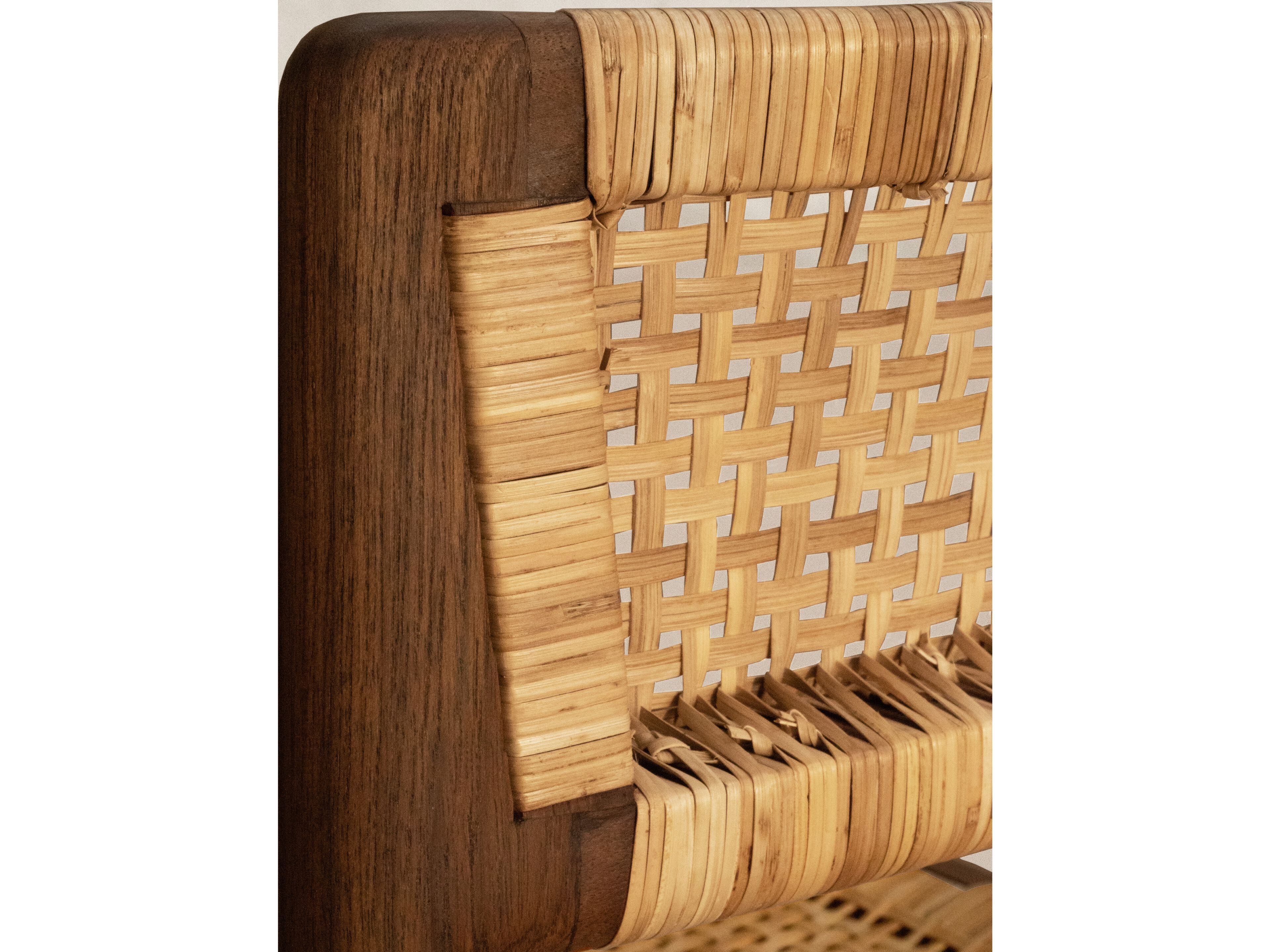 Стул из тикового дерева без подлокотников Phantom Hands Tangāli ARCH-00108477 - Вид №3