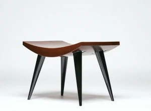 REDA AMALOU DESIGN Низкий табурет из ореха Jah