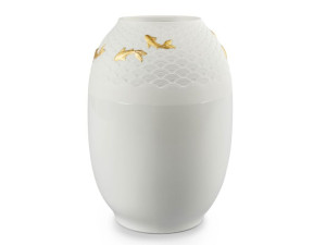 Фарфоровая ваза