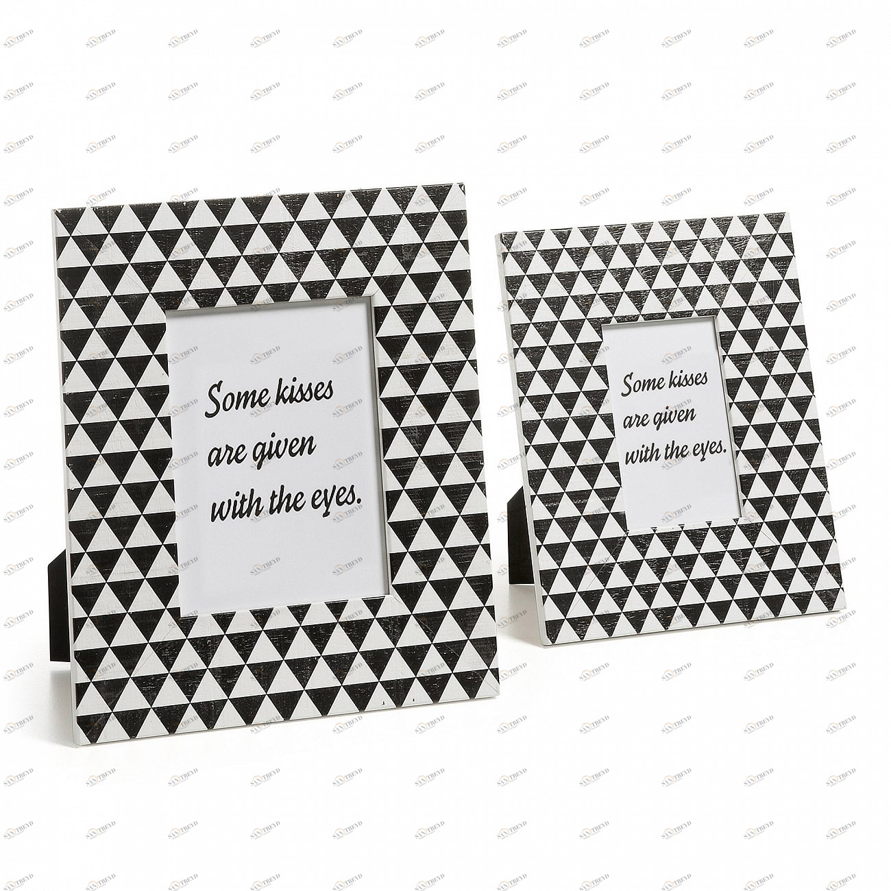 Фоторамка с узором из треугольников черно-белая Ota от La Forma, 2 штуки LA FORMA OTA 343285 Разноцветный 