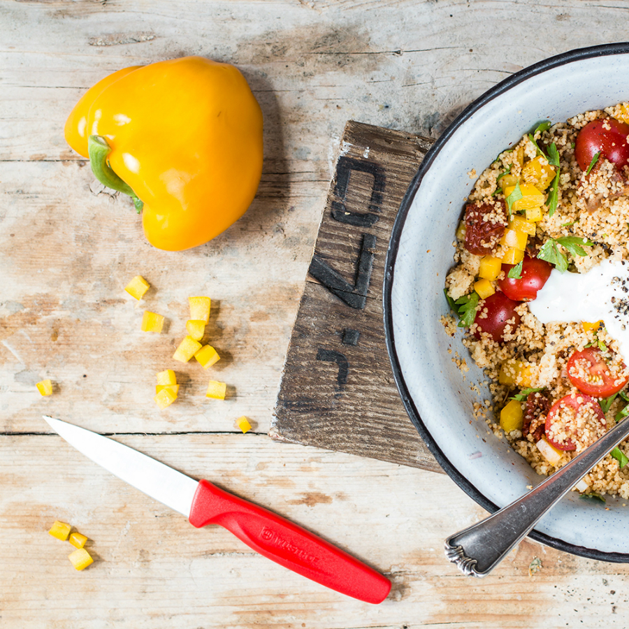 Нож для чистки овощей Sharp Fresh Colourful, 8 см, красная рукоятка WUESTHOF W3043R - Вид №1