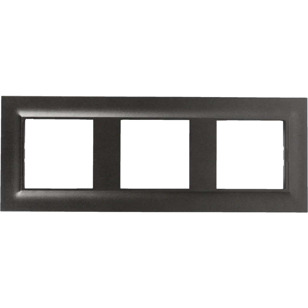 Рамка Legrand Structura на 3 поста — строгий магнезиум для безупречного интерьера 82064685 STLM-0018669