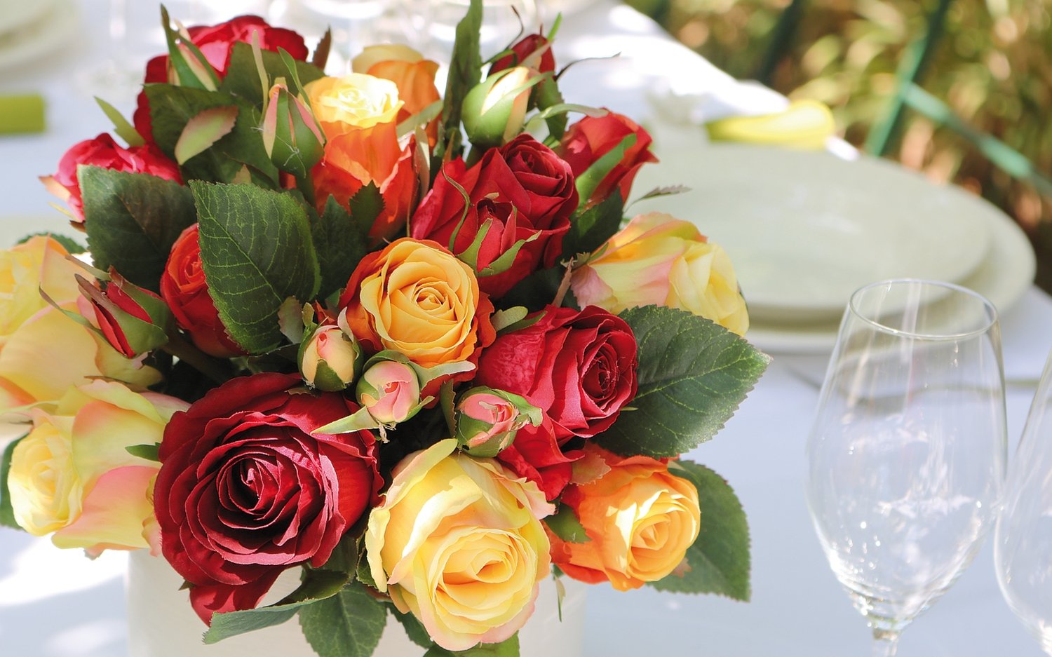 2614 403 a3 Искусственный букет из диких роз, 24 цветка, 28 см, красно-желтый H-andreas 