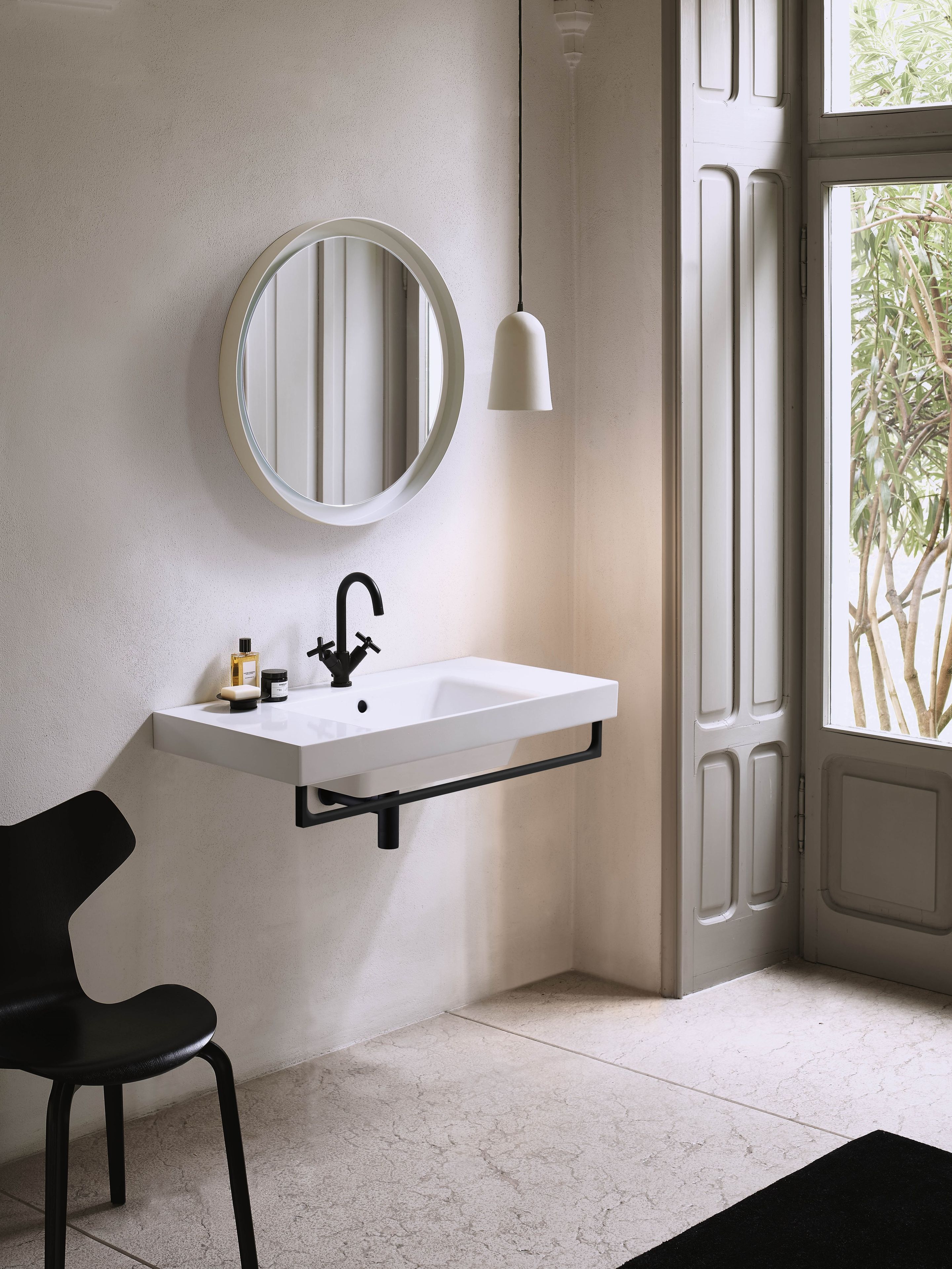 Керамическая прямоугольная раковина с держателем для полотенец GSI ceramica Nubes ARCH-00069483 - Вид №2