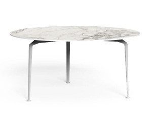 Садовый стол из керамогранита