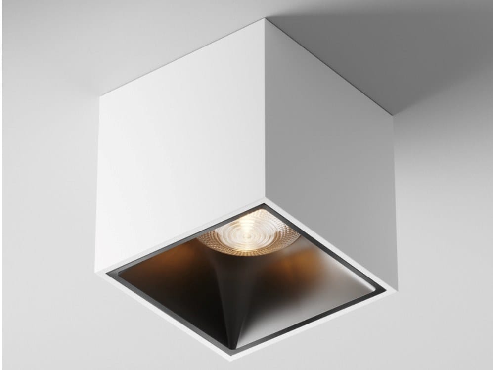 Металлический квадратный светодиодный прожектор с регулируемой яркостью Maytoni Альфа ARCH-00002021 - Вид №1