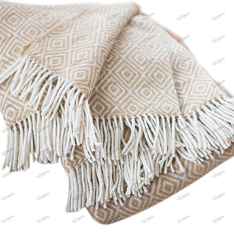 Бежевый шерстяной плед HAPPY STATION ДИЗАЙНЕРСКИЕ, ОДНОТОННЫЕ, ОРНАМЕНТ 009095 Бежевый 