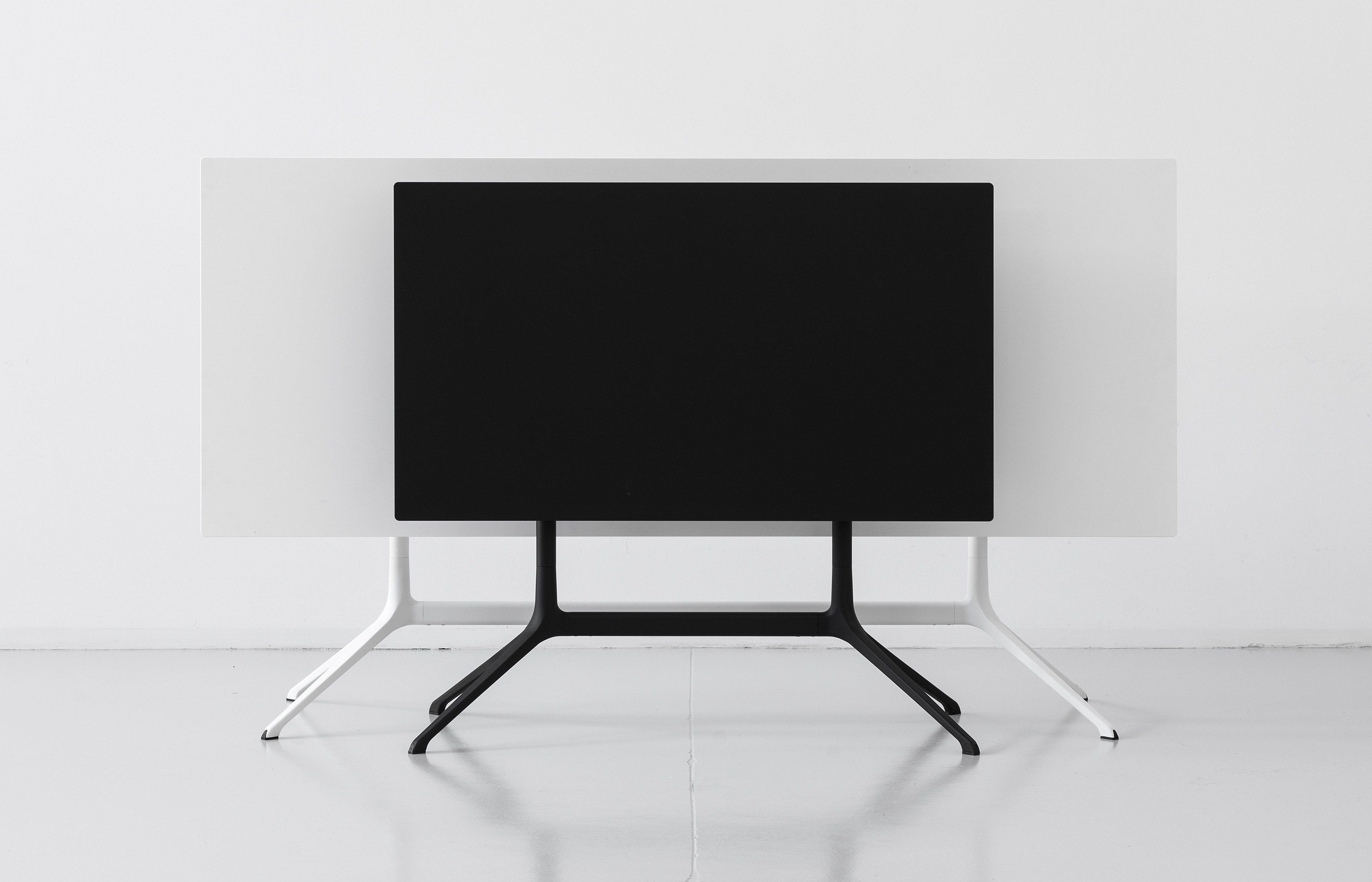 Прямоугольный стол с откидным верхом из литого алюминия Kristalia ARCH-00096698 - Вид №6