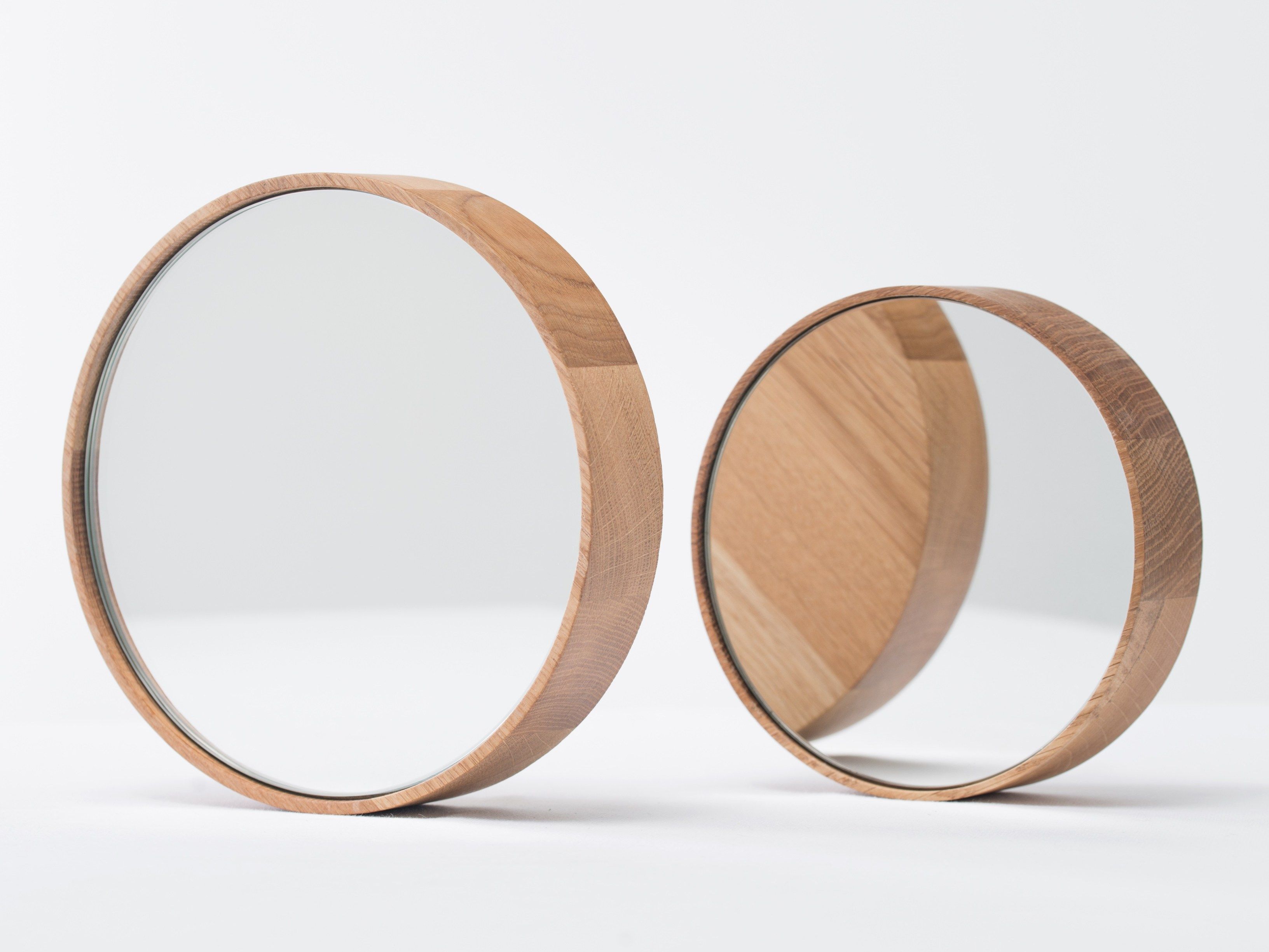 Круглое деревянное зеркало с рамкой In Stock ST FURNITURE ARCH-00065298 - Вид №2