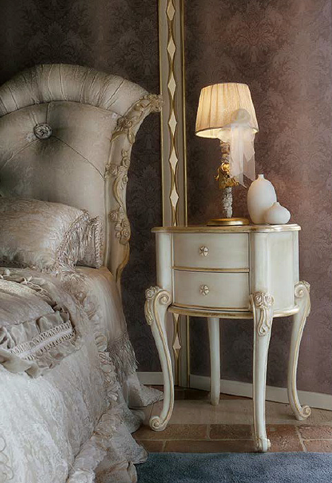 Тумбочка SOFIA OVALE VOLPI 1064 Classic