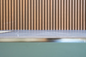 Наружная кухня из нержавеющей стали с барбекю