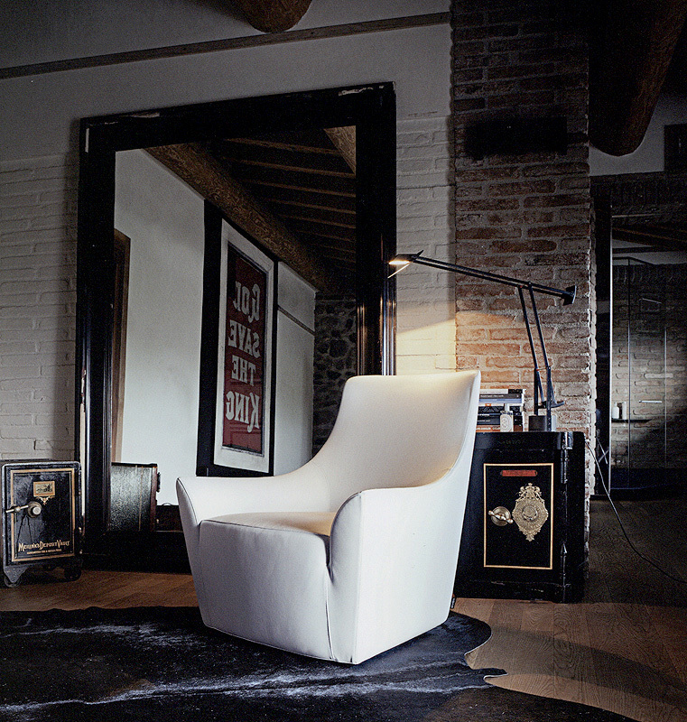 Кресло MONTERREY ARKETIPO 5904701 