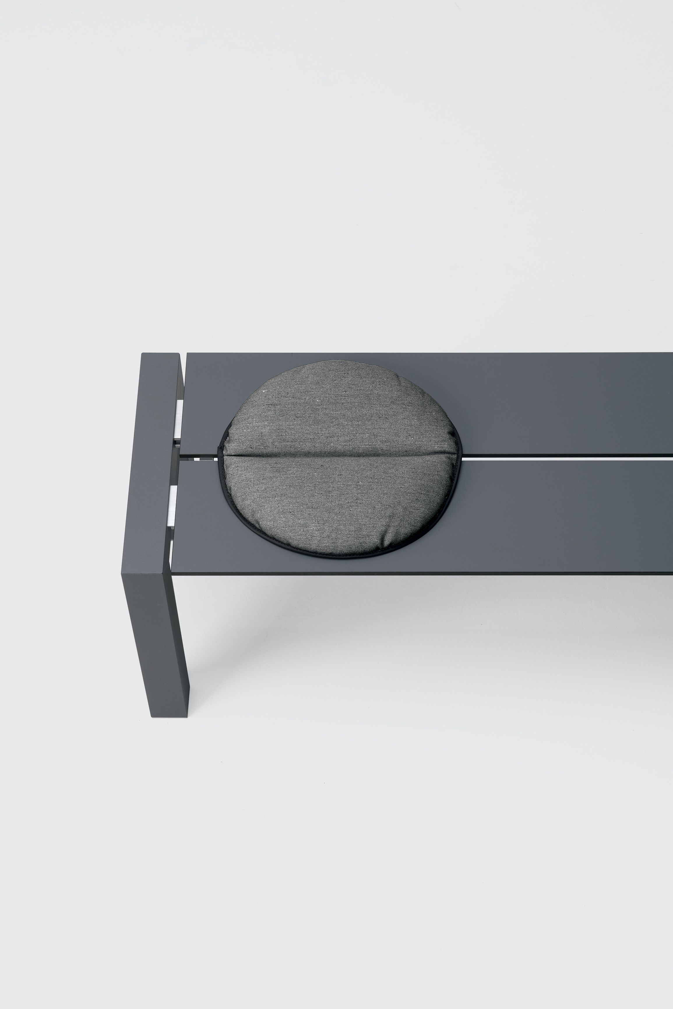 Открытый круглый сплошной цвет подушки Kristalia Lips ARCH-00060696 - Вид №29