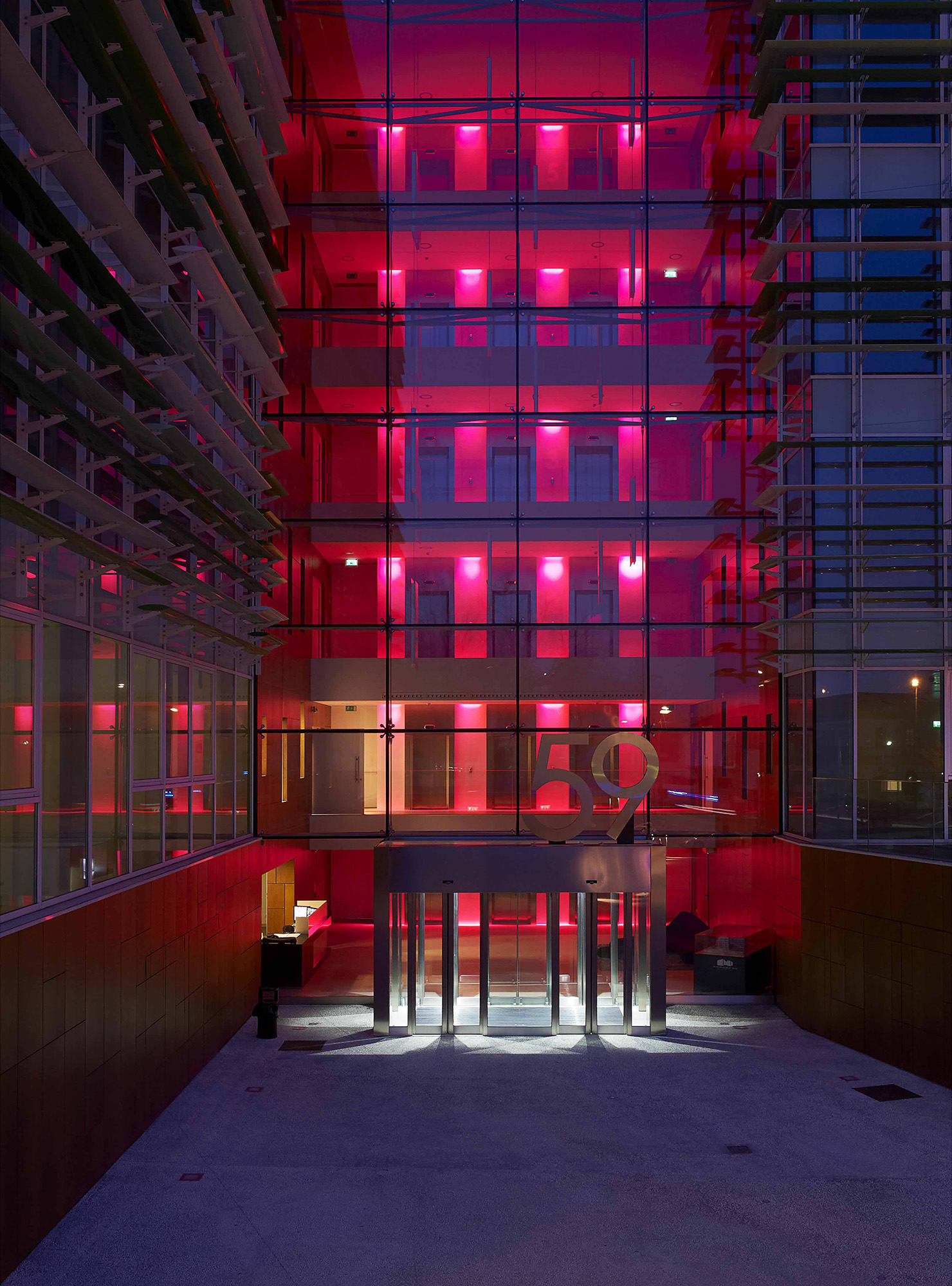 8392103 Встраиваемый в потолок светильник Platek MINI CORNICHE Incasso soffitto  MINI CORNICHE Ceiling recessed 100 mm - 4 LED RGBW 26°  - Вид №4