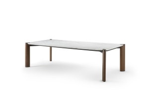 Прямоугольный стол из грецкого ореха