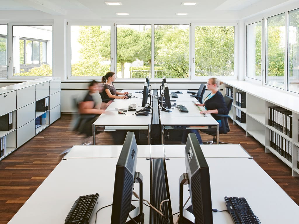 Прямоугольный рабочий стол из ламината USM USM Haller Table ARCH-00149112