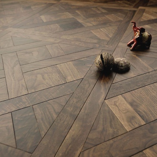 Модульный паркет Coswick Версаль Американский Классический Орех Европейский (Грецкий) Натур (Гладкая) 635х635 мм 13143761 - Вид №1