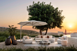 Журнальный столик