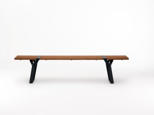 Стальная и деревянная скамья