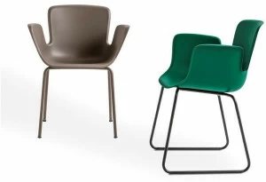 Cappellini Кресло полиэтиленовое с подлокотниками Juli