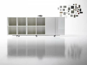 Manerba Низкий открытый деревянный офисный книжный шкаф Revo