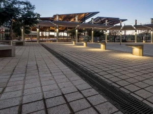 ULMA Architectural Solutions Элемент и дренажный канал