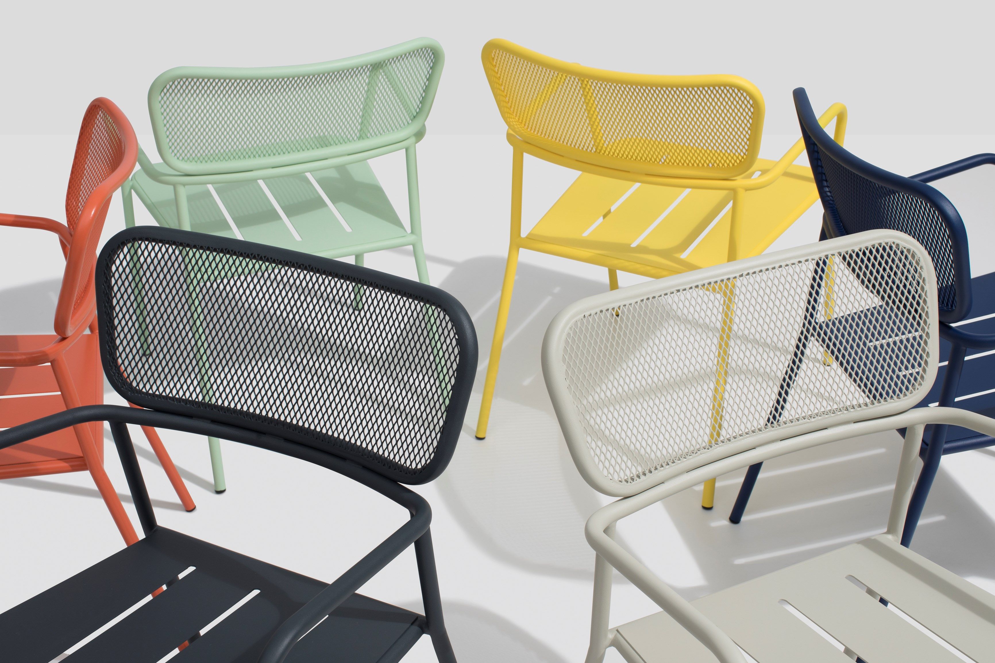 Металлический штабелируемый садовый стул с подлокотниками Garda Furniture Тотем ARCH-00058006 - Вид №5