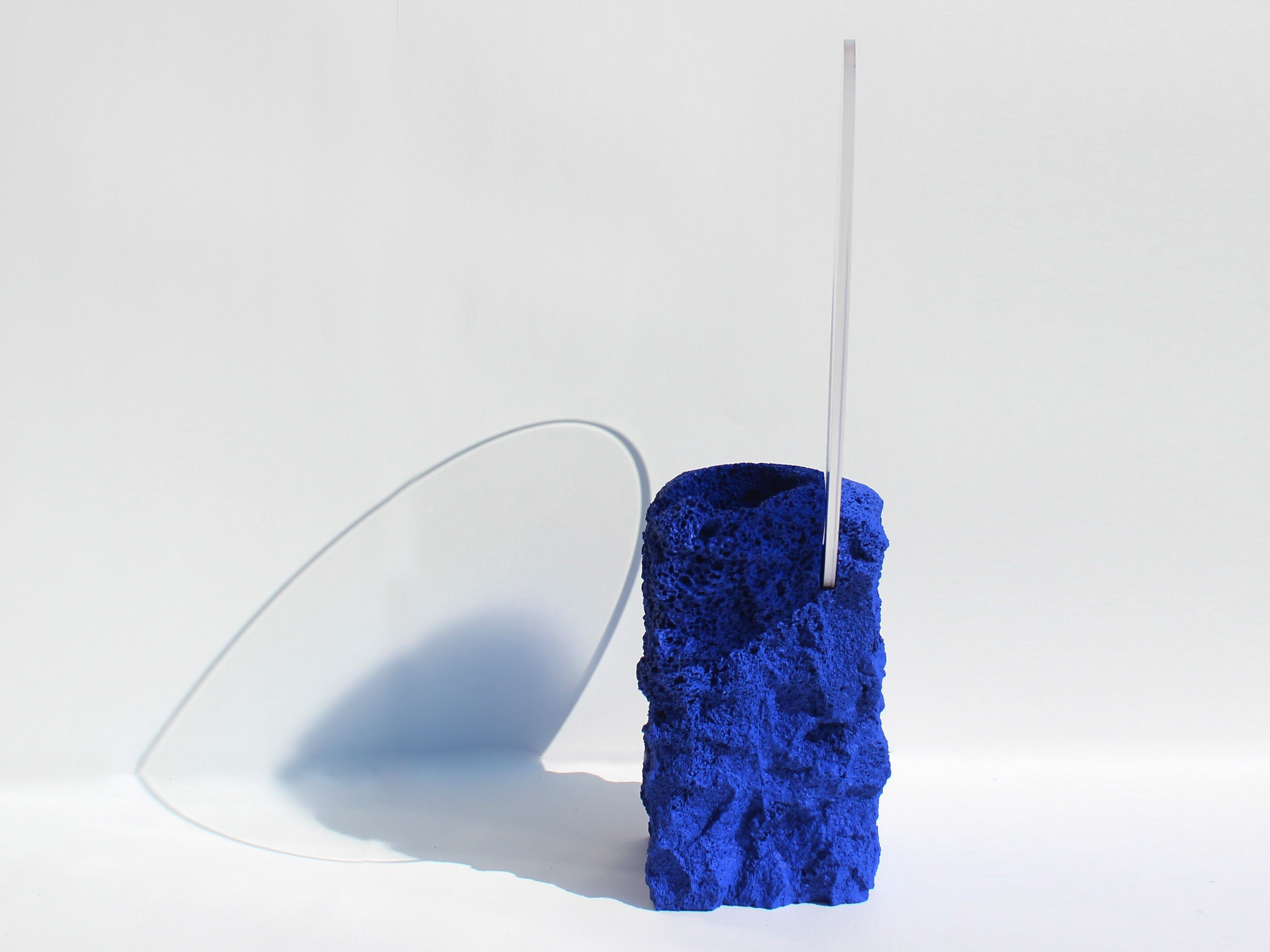 ВАЗа ручной работы из вулканической породы Movimento Gallery Montserrat Piña Benetts ARCH-00040128 - Вид №5