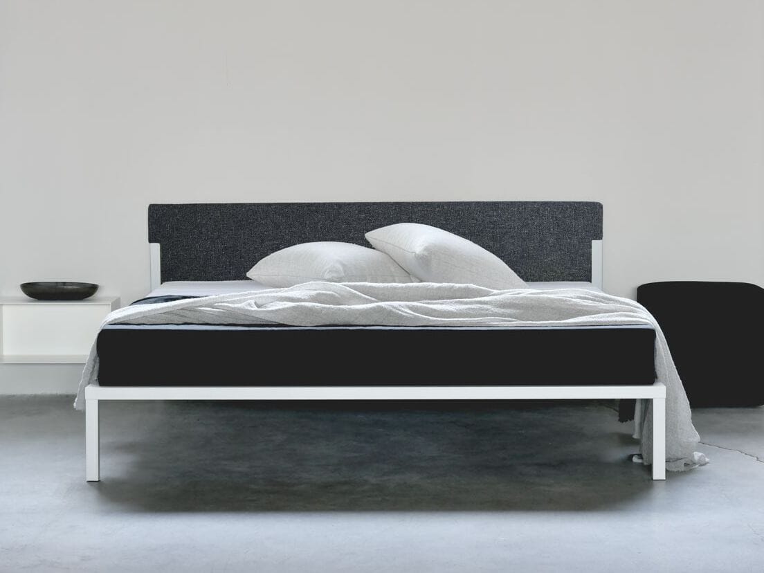 Мягкое изголовье для двуспальной кровати XAM X one ARCH-00081995