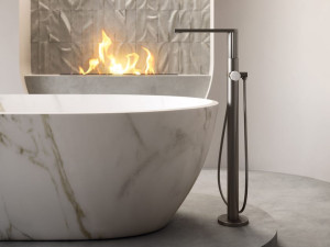 Смеситель для ванны с одним отверстием и ручным душем