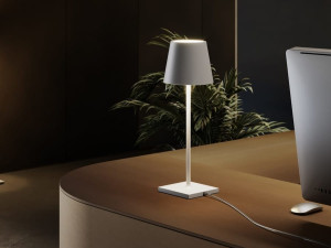 Заливка формы алюминия настольная лампа