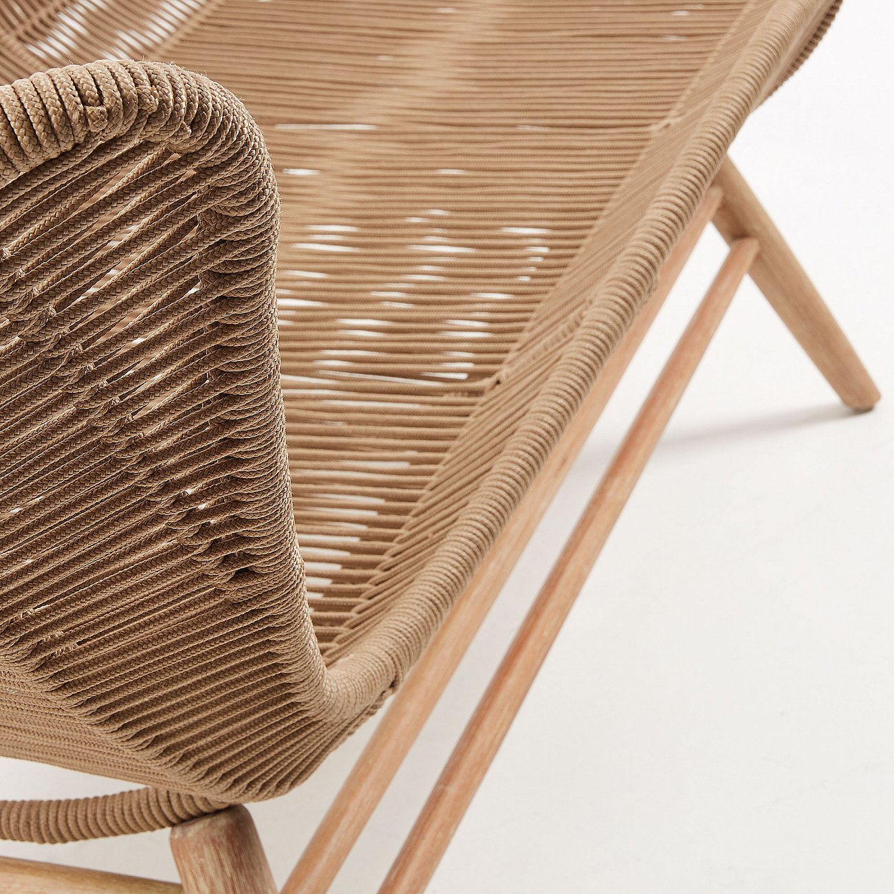 Шезлонг деревянный Kubic от La Forma LA FORMA  288638 Бежевый  - Вид №3