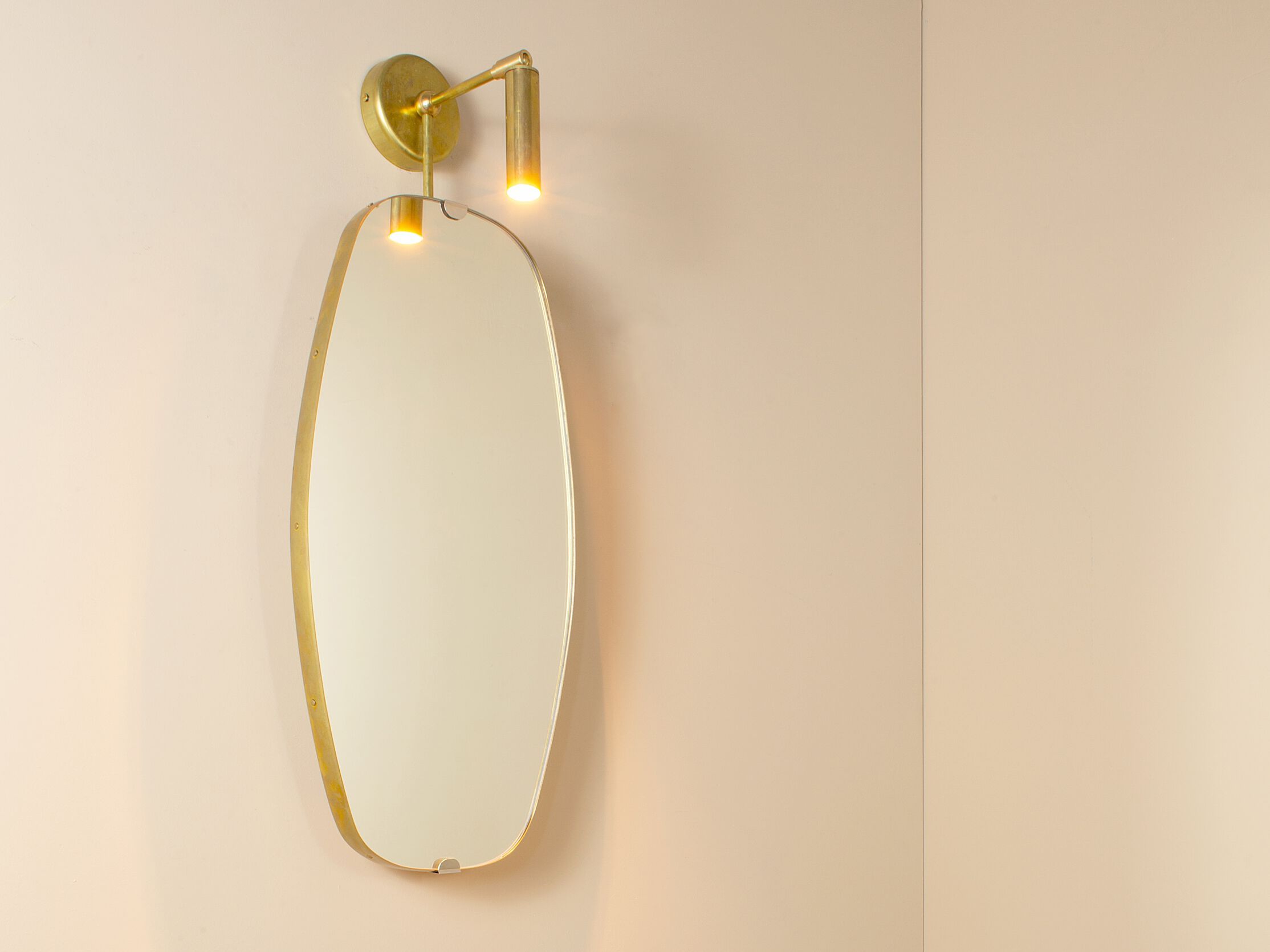 Зеркало со встроенным настенным освещением Renzo Serafini GOCCIA DI LUCE ARCH-00065996