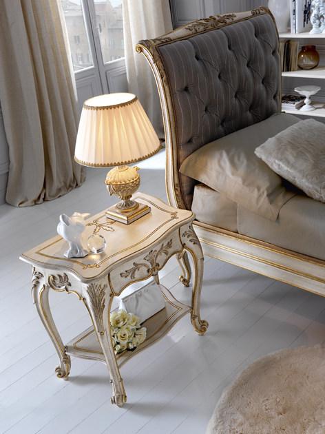 Grifoni Silvano Прикроватная тумбочка в классическом стиле с ящиками sun-id-1456553 - Вид №1