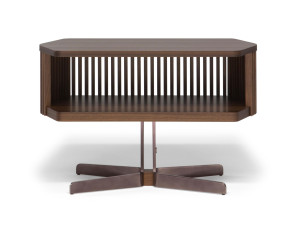 Тумбочка из массива дерева