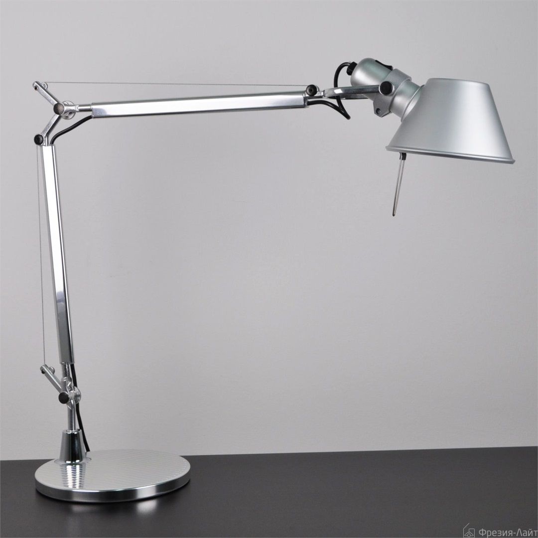 лампа настольная Artemide Tolomeo A011800 54263
